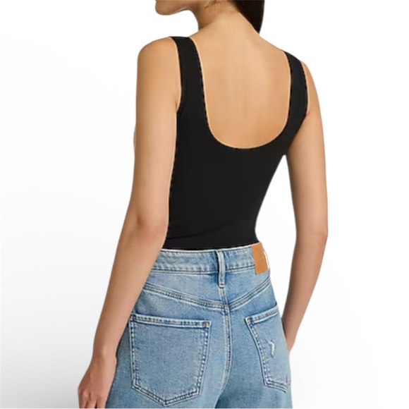 Express Body Contour High Compression Scoop Neck Tong Bodysuit - Picture 2 of 6